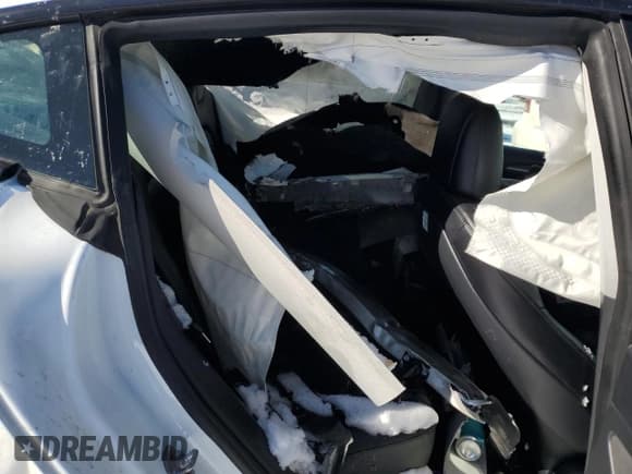 ✅ 2022 Tesla Model 3 Long Range • VIN: 5YJ3E1EB1NF190964 • Lot: 41929155. Wystawiony na Copart z przebiegiem Nie podano. Bezpłatny archiwum sprzedaży aukcyjnych z USA i szczegółowy raport historii pojazdu na DreamBid. Zdjęcie 10.