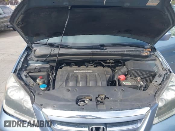 ✅ 2006 Honda Odyssey EX-L • VIN: 5FNRL38786B113724 • Lot: 43684169. Listed on IAAI with 180,565 mi. Free auction sales archive from the USA and detailed vehicle history report at DreamBid. Image 10.