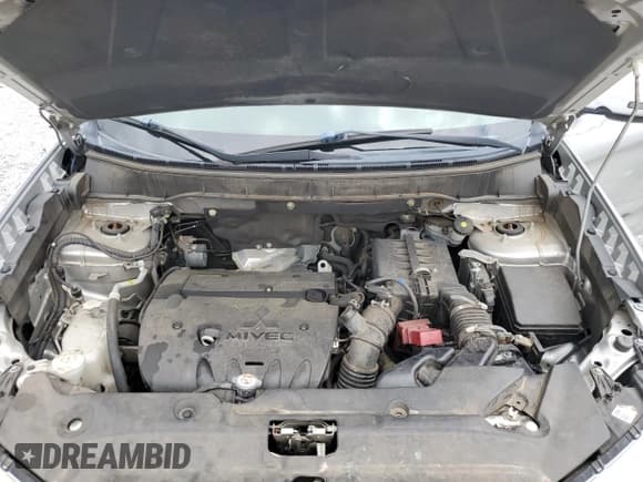✅ 2019 Mitsubishi Outlander ES • VIN: JA4AP3AU2KU005371 • Lot: 59728585. Listed on Copart with 142,696 mi. Free auction sales archive from the USA and detailed vehicle history report at DreamBid. Image 12.