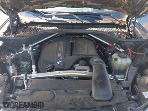 ✅ 2019 BMW X6 xDrive35i • VIN: 5UXKU2C58K0Z65397 • Lot: 43503050. Wystawiony na IAAI z przebiegiem 41 282 mil. Bezpłatny archiwum sprzedaży aukcyjnych z USA i szczegółowy raport historii pojazdu na DreamBid. Zdjęcie 10.