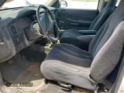 ✅ 2004 Dodge Dakota • VIN: 1D7FL16K64S612395 • Lot: 56545035. Wystawiony na Copart z przebiegiem Nie podano. Bezpłatny archiwum sprzedaży aukcyjnych z USA i szczegółowy raport historii pojazdu na DreamBid. Zdjęcie 7.