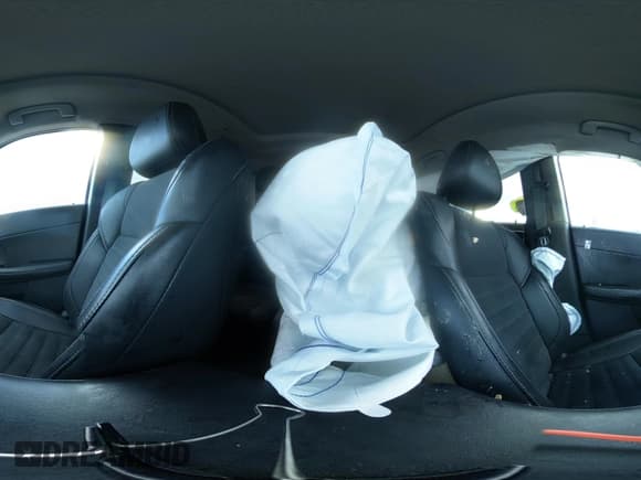 ✅ 2024 Mitsubishi Outlander SE • VIN: JA4J3VA82RZ035039 • Lot: 42965899. Listed on IAAI with 51,562 mi. Free auction sales archive from the USA and detailed vehicle history report at DreamBid. Image 17.