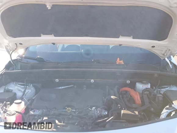 ✅ 2023 Toyota Venza XLE • VIN: JTEAAAAH1PJ145592 • Lot: 43680581. Wystawiony na IAAI z przebiegiem 16 229 mil. Bezpłatny archiwum sprzedaży aukcyjnych z USA i szczegółowy raport historii pojazdu na DreamBid. Zdjęcie 10.