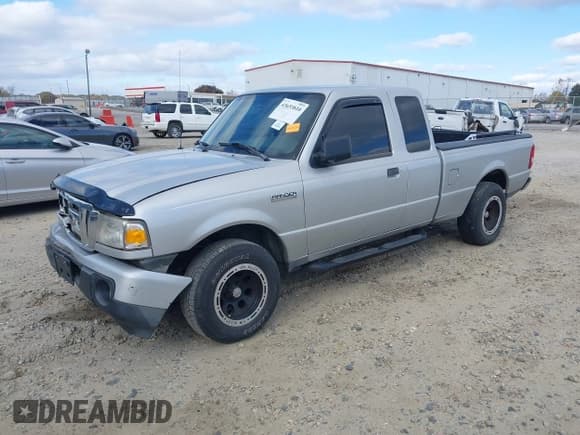 ✅ 2011 Ford Ranger XLT • VIN: 1FTKR4EE0BPA49980 • Lot: 43653810. Listed on IAAI with 144,125 mi. Free auction sales archive from the USA and detailed vehicle history report at DreamBid. Image 17.