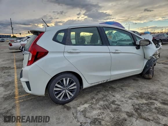 ✅ 2016 Honda Fit EX • VIN: JHMGK5H76GS003828 • Лот: 93984295. Опубликован ранее на Copart с пробегом 144 644 миль. Бесплатный доступ к архиву аукционных продаж из США и подробный отчёт об истории автомобиля на DreamBid. Изображение 3.