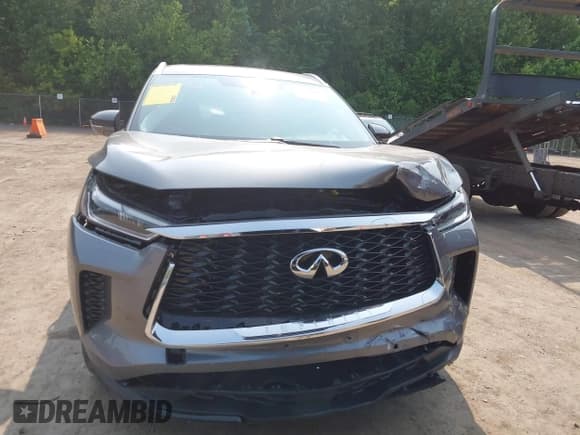 ✅ 2023 Infiniti QX60 Luxe • VIN: 5N1DL1FSXPC359769 • Lot: 42389617. Wystawiony na IAAI z przebiegiem 32 281 mil. Bezpłatny archiwum sprzedaży aukcyjnych z USA i szczegółowy raport historii pojazdu na DreamBid. Zdjęcie 11.