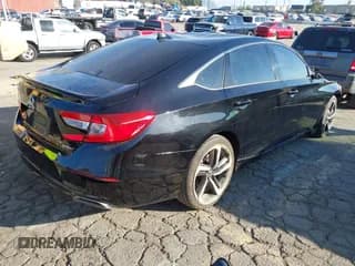 ✅ 2020 Honda Accord Sport • VIN: 1HGCV1F32LA155803 • Lot: 43519834. Wystawiony na IAAI z przebiegiem 89 330 mil. Bezpłatny archiwum sprzedaży aukcyjnych z USA i szczegółowy raport historii pojazdu na DreamBid. Zdjęcie 4.