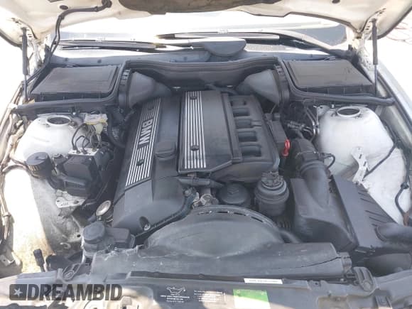 ✅ 2000 BMW 5 Series 528i • VIN: WBADM6344YGU13546 • Lot: 42478534. Listed on IAAI with 186,896 mi. Free auction sales archive from the USA and detailed vehicle history report at DreamBid. Image 10.