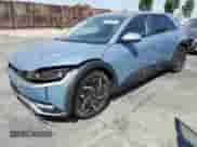 2024 Hyundai Ioniq 5 SEL z VIN KM8KN4DE9RU272054, wystawiony jako Copart lot #70534964 z przebiegiem 1 270 mil mil oraz Szkoda całkowita • Salvage title. Historia ofert i sprzedaży dostępna na DreamBid. Obrazek 1.