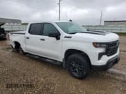 ✅ 2024 Chevrolet Silverado 1500 LT Trail Boss • VIN: 3GCUDFED0RG340195 • Lot: 57329115. Wystawiony na Copart z przebiegiem 6 440 mil. Bezpłatny archiwum sprzedaży aukcyjnych z USA i szczegółowy raport historii pojazdu na DreamBid. Zdjęcie 4.