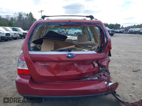 ✅ 2008 Subaru Forester X • VIN: JF1SG65678H732567 • Lot: 43683496. Listed on IAAI with 106,907 mi. Free auction sales archive from the USA and detailed vehicle history report at DreamBid. Image 16.
