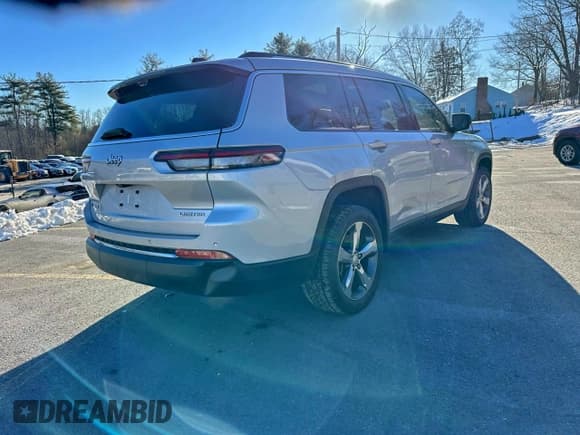 ✅ 2021 Jeep Grand Cherokee Limited • VIN: 1C4RJKBG1M8121301 • Лот: 96063425. Опубликован ранее на Copart с пробегом 77 813 миль. Бесплатный доступ к архиву аукционных продаж из США и подробный отчёт об истории автомобиля на DreamBid. Изображение 3.