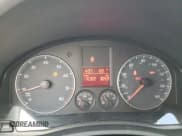 ✅ 2009 Volkswagen Rabbit S • VIN: WVWAB71K09W145086 • Lot: 74801344. Wystawiony na Copart z przebiegiem 116 302 mil. Bezpłatny archiwum sprzedaży aukcyjnych z USA i szczegółowy raport historii pojazdu na DreamBid. Zdjęcie 9.