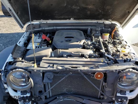 ✅ 2023 Jeep Wrangler • VIN: 1C4JJXN66PW628482 • Lot: 90037175. Wystawiony na Copart z przebiegiem 47 416 mil. Bezpłatny archiwum sprzedaży aukcyjnych z USA i szczegółowy raport historii pojazdu na DreamBid. Zdjęcie 11.