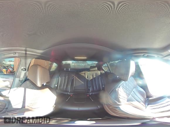 ✅ 2020 BMW 5 Series M550i xDrive • VIN: WBAJS7C02LBN96334 • Lot: 71256445. Wystawiony na Copart z przebiegiem 65 174 mil. Bezpłatny archiwum sprzedaży aukcyjnych z USA i szczegółowy raport historii pojazdu na DreamBid. Zdjęcie 14.