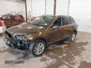 ✅ 2013 Volkswagen Touareg Sport • VIN: WVGEF9BPXDD008121 • Lot: 43065668. Listed on IAAI with 86,922 mi. Free auction sales archive from the USA and detailed vehicle history report at DreamBid. Image 17.