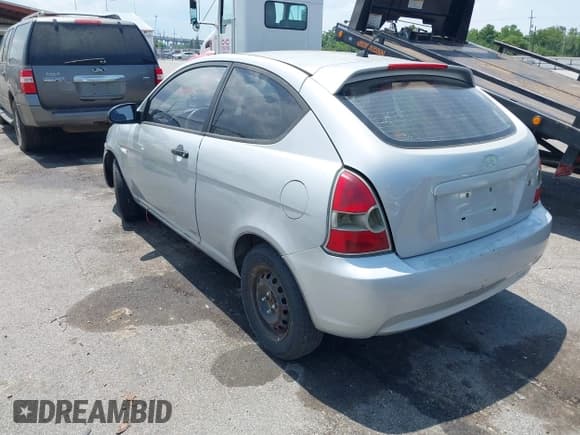 ✅ 2008 Hyundai Accent GS • VIN: KMHCM36C98U066163 • Лот: 42410152. Опубликован ранее на IAAI с пробегом 196 656 миль. Бесплатный доступ к архиву аукционных продаж из США и подробный отчёт об истории автомобиля на DreamBid. Изображение 3.