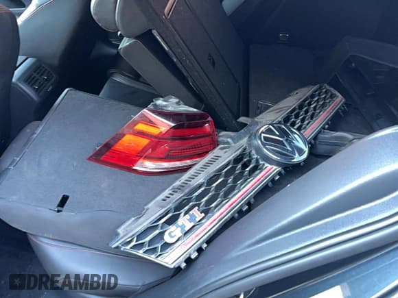 ✅ 2015 Volkswagen Golf GTI S • VIN: 3VW447AU7FM056729 • Lot: 91424415. Listed on Copart with 125,602 mi. Free auction sales archive from the USA and detailed vehicle history report at DreamBid. Image 11.