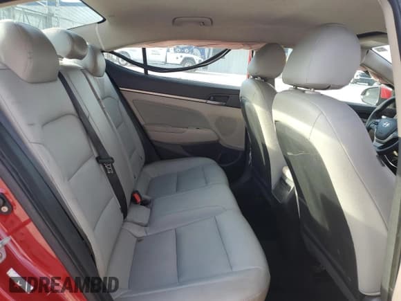 ✅ 2017 Hyundai Elantra SE • VIN: KMHD84LF5HU075276 • Lot: 72097935. Listed on Copart with 117,720 mi. Free auction sales archive from the USA and detailed vehicle history report at DreamBid. Image 10.