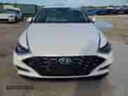 ✅ 2021 Hyundai Sonata SEL • VIN: KMHL64JA1MA158823 • Lot: 85202885. Wystawiony na Copart z przebiegiem 50 575 mil. Bezpłatny archiwum sprzedaży aukcyjnych z USA i szczegółowy raport historii pojazdu na DreamBid. Zdjęcie 5.