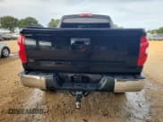 ✅ 2017 Toyota Tundra SR5 • VIN: 5TFEM5F19HX110166 • Lot: 89914345. Wystawiony na Copart z przebiegiem 191 859 mil. Bezpłatny archiwum sprzedaży aukcyjnych z USA i szczegółowy raport historii pojazdu na DreamBid. Zdjęcie 6.