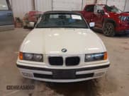 ✅ 1997 BMW 3 Series 328i • VIN: WBABK8328VET99682 • Лот: 43127355. Опубликован ранее на IAAI с пробегом 99 614 миль. Бесплатный доступ к архиву аукционных продаж из США и подробный отчёт об истории автомобиля на DreamBid. Изображение 6.