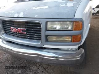 ✅ 1998 GMC Savana • VIN: 1GJHG39RXW1037117 • Lot: 43273858. Wystawiony na IAAI z przebiegiem 336 752 mil. Bezpłatny archiwum sprzedaży aukcyjnych z USA i szczegółowy raport historii pojazdu na DreamBid. Zdjęcie 6.