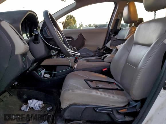 ✅ 2016 Honda HR-V LX • VIN: 3CZRU6H30GM751940 • Лот: 93973425. Опубликован ранее на Copart с пробегом 162 278 миль. Бесплатный доступ к архиву аукционных продаж из США и подробный отчёт об истории автомобиля на DreamBid. Изображение 7.