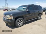 ✅ 2001 GMC Yukon Denali • VIN: 1GKEK63UX1J289499 • Lot: 62155875. Wystawiony na Copart z przebiegiem 218 526 mil. Bezpłatny archiwum sprzedaży aukcyjnych z USA i szczegółowy raport historii pojazdu na DreamBid. Zdjęcie 1.