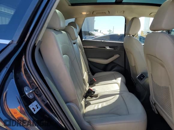 ✅ 2012 Audi Q5 Prestige • VIN: WA1WKAFP1CA038506 • Lot: 85112845. Wystawiony na Copart z przebiegiem 107 177 mil. Bezpłatny archiwum sprzedaży aukcyjnych z USA i szczegółowy raport historii pojazdu na DreamBid. Zdjęcie 11.