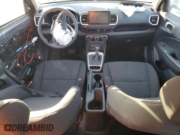 ✅ 2022 Hyundai Venue SE • VIN: KMHRB8A33NU153525 • Lot: 82780024. Listed on Copart with 92,146 mi. Free auction sales archive from the USA and detailed vehicle history report at DreamBid. Image 8.