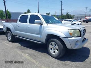 ✅ 2005 Toyota Tacoma PreRunner • VIN: 5TEKU72N25Z102390 • Lot: 42609506. Listed on IAAI with 159,262 mi. Free auction sales archive from the USA and detailed vehicle history report at DreamBid. Image 1.