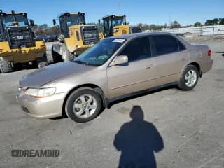 ✅ 2000 Honda Accord SE • VIN: 1HGCG5670YA104957 • Lot: 91278605. Listed on Copart with 174,121 mi. Free auction sales archive from the USA and detailed vehicle history report at DreamBid. Image 1.