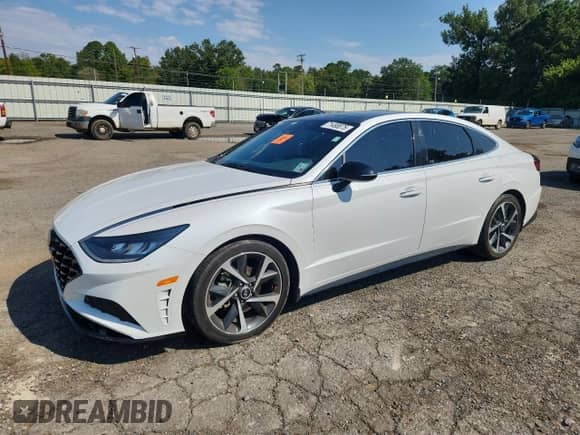 2021 Hyundai Sonata SEL Plus z VIN 5NPEJ4J2XMH112629, wystawiony jako Copart lot #71488875 z przebiegiem Nie podano mil oraz Szkoda całkowita • Salvage title. Historia ofert i sprzedaży dostępna na DreamBid. Obrazek 1.