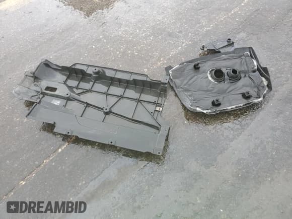 ✅ 2015 Mazda CX-5 Sport • VIN: JM3KE2BE0F0476179 • Lot: 85131715. Wystawiony na Copart z przebiegiem 245 542 mil. Bezpłatny archiwum sprzedaży aukcyjnych z USA i szczegółowy raport historii pojazdu na DreamBid. Zdjęcie 13.