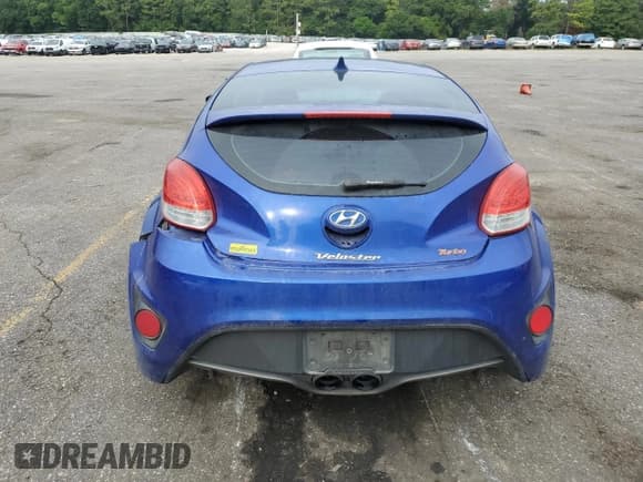 ✅ 2013 Hyundai Veloster Turbo • VIN: KMHTC6AE3DU176990 • Lot: 71066164. Wystawiony na Copart z przebiegiem 146 072 mil. Bezpłatny archiwum sprzedaży aukcyjnych z USA i szczegółowy raport historii pojazdu na DreamBid. Zdjęcie 6.