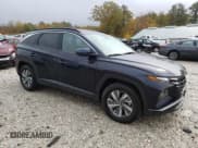 ✅ 2022 Hyundai Tucson Blue • VIN: KM8JBCA10NU021076 • Lot: 72415754. Wystawiony na Copart z przebiegiem 69 566 mil. Bezpłatny archiwum sprzedaży aukcyjnych z USA i szczegółowy raport historii pojazdu na DreamBid. Zdjęcie 4.