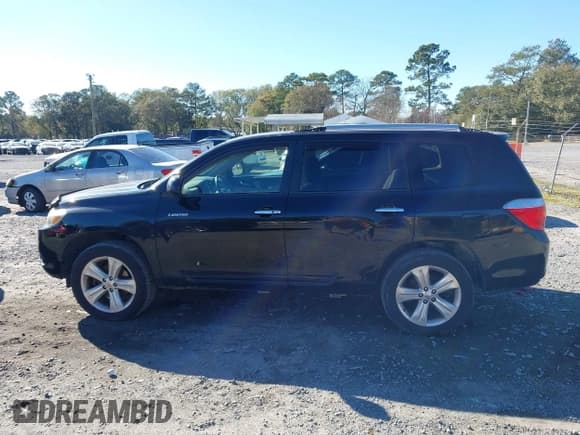 ✅ 2008 Toyota Highlander Limited • VIN: JTEDS42A382003138 • Lot: 43787827. Wystawiony na IAAI z przebiegiem 167 506 mil. Bezpłatny archiwum sprzedaży aukcyjnych z USA i szczegółowy raport historii pojazdu na DreamBid. Zdjęcie 14.