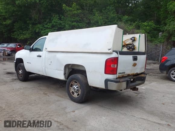 ✅ 2012 Chevrolet Silverado 2500HD Work Truck • VIN: 1GC0CVCG9CF116876 • Lot: 42419886. Wystawiony na IAAI z przebiegiem 140 629 mil. Bezpłatny archiwum sprzedaży aukcyjnych z USA i szczegółowy raport historii pojazdu na DreamBid. Zdjęcie 3.