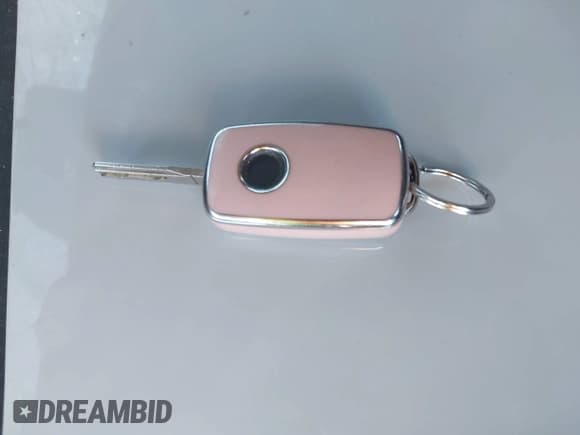 ✅ 2015 Volkswagen Jetta SE • VIN: 3VWD17AJ7FM414748 • Lot: 43479324. Wystawiony na IAAI z przebiegiem 166 379 mil. Bezpłatny archiwum sprzedaży aukcyjnych z USA i szczegółowy raport historii pojazdu na DreamBid. Zdjęcie 11.