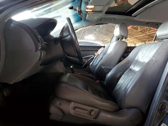 ✅ 2003 Honda Accord EX • VIN: 1HGCM66843A087502 • Lot: 50662015. Wystawiony na Copart z przebiegiem 130 341 mil. Bezpłatny archiwum sprzedaży aukcyjnych z USA i szczegółowy raport historii pojazdu na DreamBid. Zdjęcie 7.