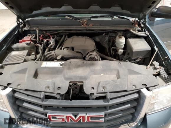 ✅ 2010 GMC Sierra 2500 • VIN: 1GT3K0BG2AF153186 • Lot: 86919584. Wystawiony na Copart z przebiegiem 118 958 mil. Bezpłatny archiwum sprzedaży aukcyjnych z USA i szczegółowy raport historii pojazdu na DreamBid. Zdjęcie 11.