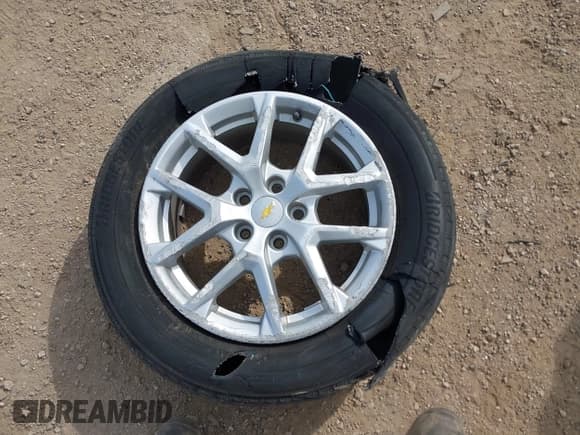 ✅ 2022 Chevrolet Equinox LS • VIN: 2GNAXSEV9N6120174 • Lot: 42151766. Listed on IAAI with 71,374 mi. Free auction sales archive from the USA and detailed vehicle history report at DreamBid. Image 12.