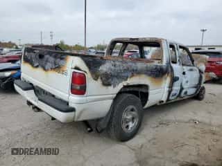 2000 Dodge 1500 z VIN 1B7HF13Z8YJ159968, wystawiony jako Copart lot #77462274 z przebiegiem Nie podano mil oraz Nie do naprawy • Non repairable. Historia ofert i sprzedaży dostępna na DreamBid. Obrazek 3.