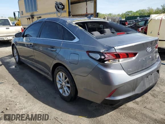 ✅ 2018 Hyundai Sonata SE • VIN: 5NPE24AF7JH672832 • Lot: 48059713. Listed on Copart with 43,931 mi. Free auction sales archive from the USA and detailed vehicle history report at DreamBid. Image 2.