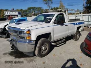 ✅ 2018 Chevrolet Silverado 2500HD • VIN: 1GC0KUEY4JZ278395 • Lot: 72715914. Wystawiony na Copart z przebiegiem 53 987 mil. Bezpłatny archiwum sprzedaży aukcyjnych z USA i szczegółowy raport historii pojazdu na DreamBid. Zdjęcie 1.