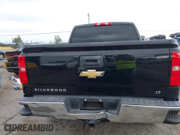 ✅ 2018 Chevrolet Silverado 1500 LT • VIN: 3GCUKREC4JG387202 • Лот: 43356832. Опубликован ранее на IAAI с пробегом 108 644 миль. Бесплатный доступ к архиву аукционных продаж из США и подробный отчёт об истории автомобиля на DreamBid. Изображение 17.