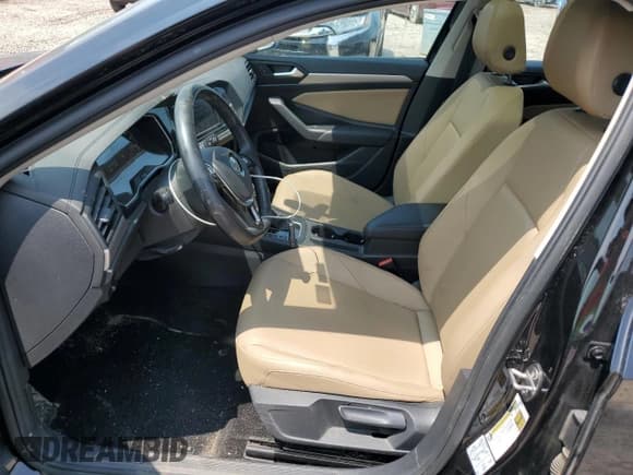 ✅ 2019 Volkswagen Jetta S • VIN: 3VWC57BU6KM203494 • Lot: 60311595. Listed on Copart with 100,407 mi. Free auction sales archive from the USA and detailed vehicle history report at DreamBid. Image 7.
