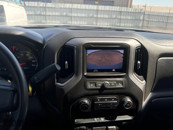 ✅ 2020 Chevrolet Silverado 1500 Work Truck • VIN: 3GCNYAEFXLG141871 • Lot: 76369414. Wystawiony na Copart z przebiegiem 53 962 mil. Bezpłatny archiwum sprzedaży aukcyjnych z USA i szczegółowy raport historii pojazdu na DreamBid. Zdjęcie 9.