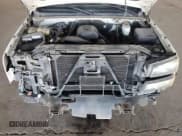 ✅ 2004 Chevrolet Silverado 2500HD LS • VIN: 1GCHK23U04F154508 • Lot: 90832305. Wystawiony na Copart z przebiegiem 275 940 mil. Bezpłatny archiwum sprzedaży aukcyjnych z USA i szczegółowy raport historii pojazdu na DreamBid. Zdjęcie 11.